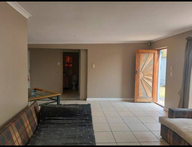 3 BEDROOM APARTMENT RENTED IN WALMER